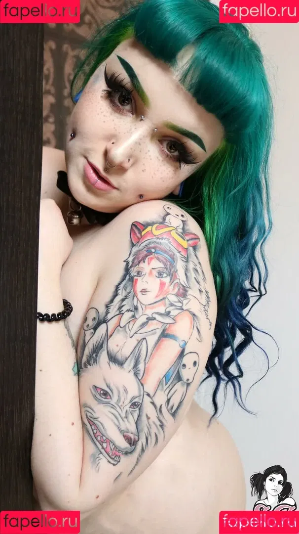 aratani Onlyfans Photo Gallery 