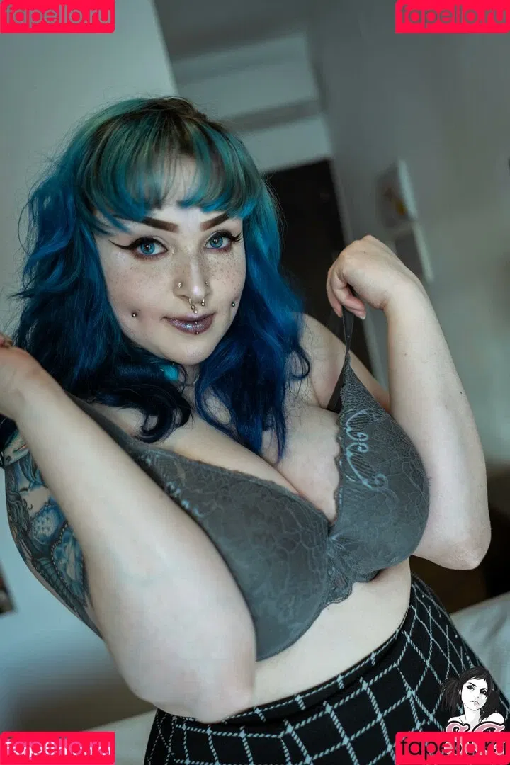 aratani Onlyfans Photo Gallery 