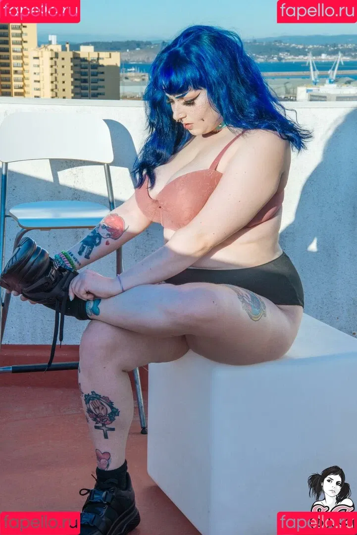 aratani Onlyfans Photo Gallery 