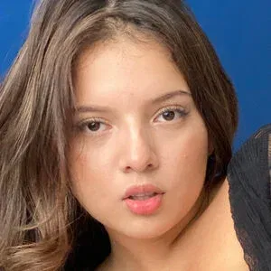 Carolinabell Onlyfans Photo Gallery 