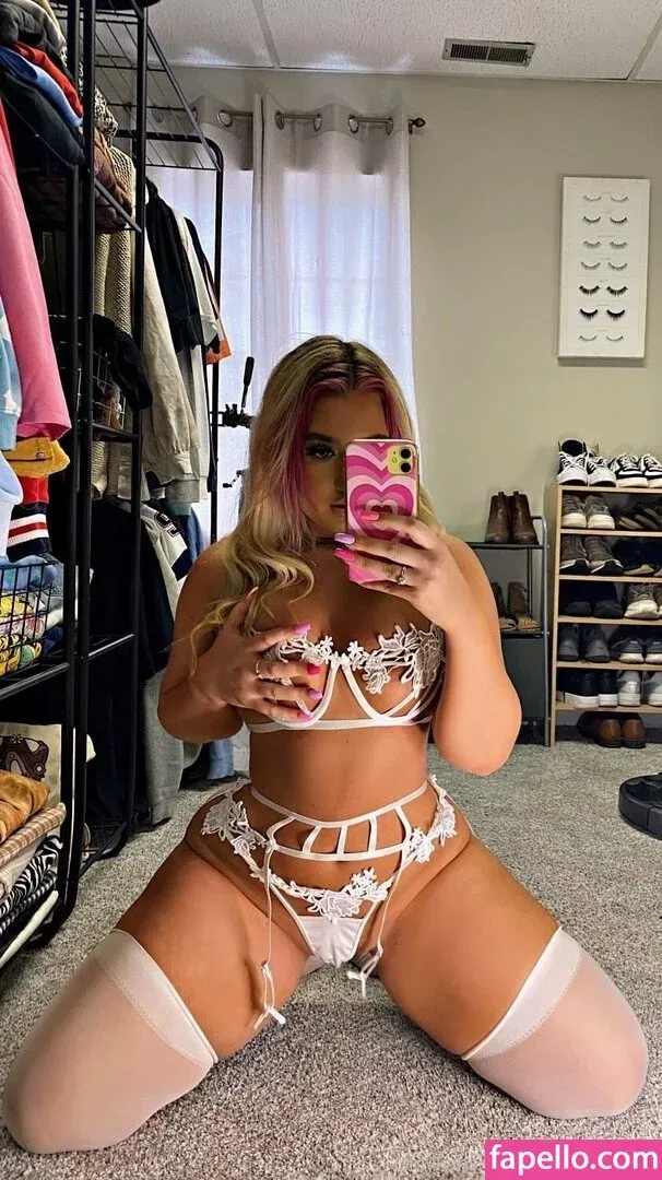 whitshamblen Onlyfans Photo Gallery 