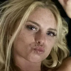 whitshamblen Onlyfans Photo Gallery 