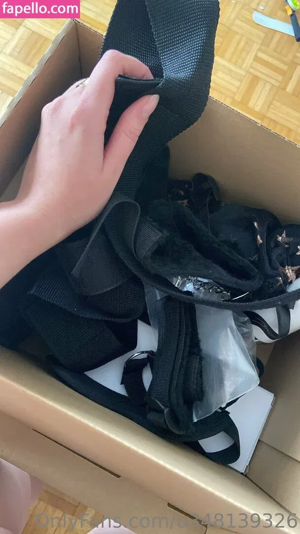 u348139326 Onlyfans Photo Gallery 