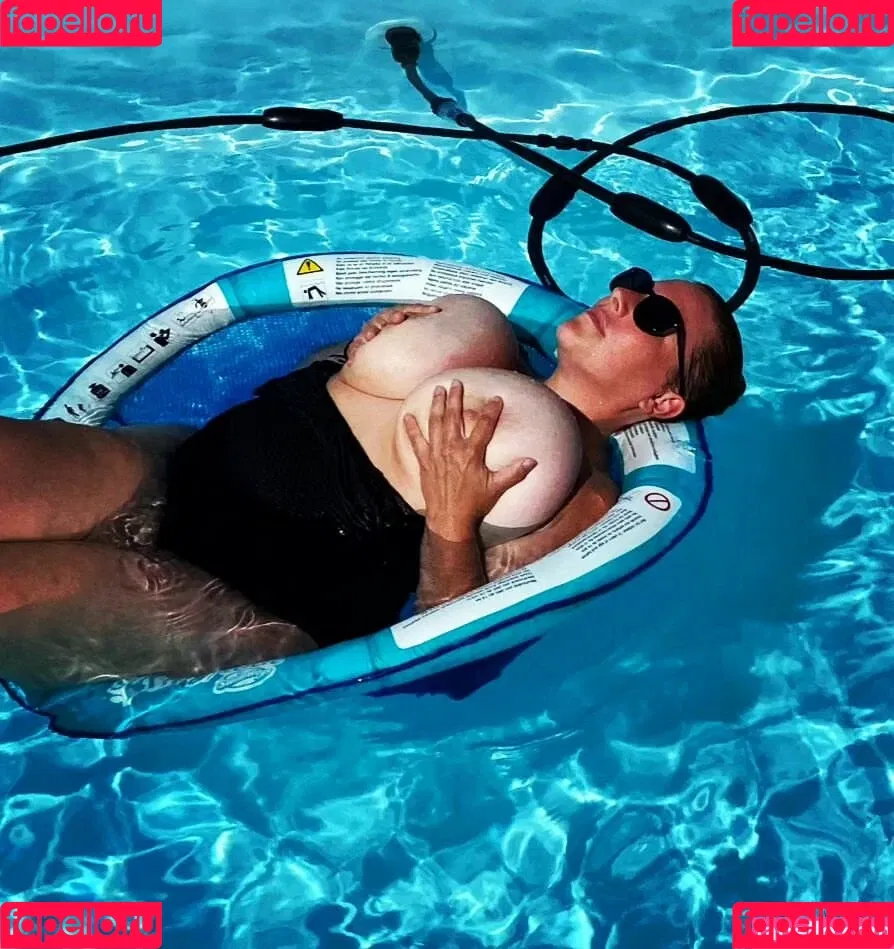 Darkmoonsubmiss Onlyfans Photo Gallery 