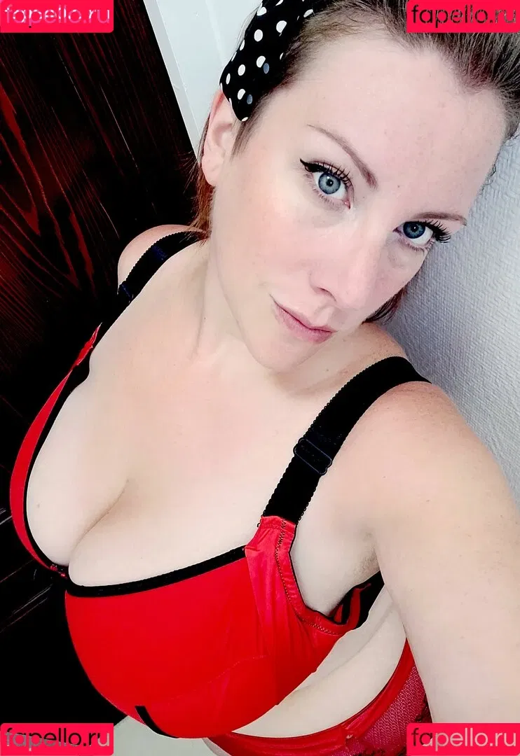 Darkmoonsubmiss Onlyfans Photo Gallery 