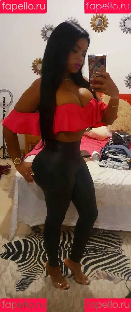 Rihanna Miller Onlyfans Photo Gallery 