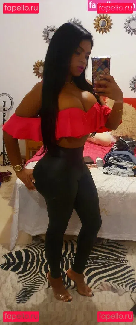 Rihanna Miller Onlyfans Photo Gallery 