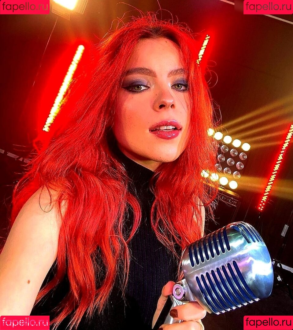 Andreea Munteanu Onlyfans Photo Gallery 