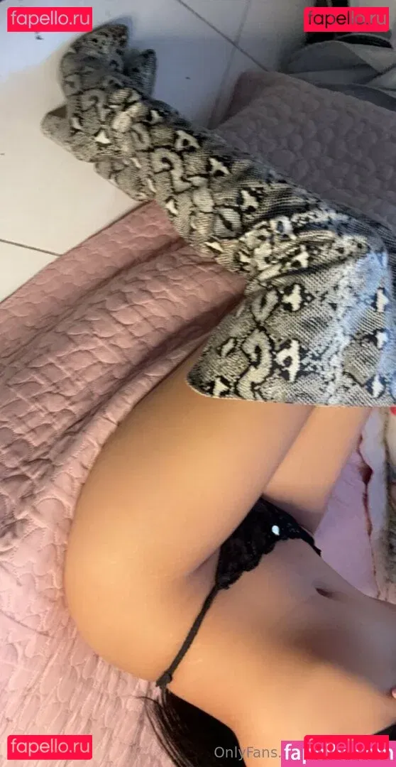 liaharrisxx Onlyfans Photo Gallery 