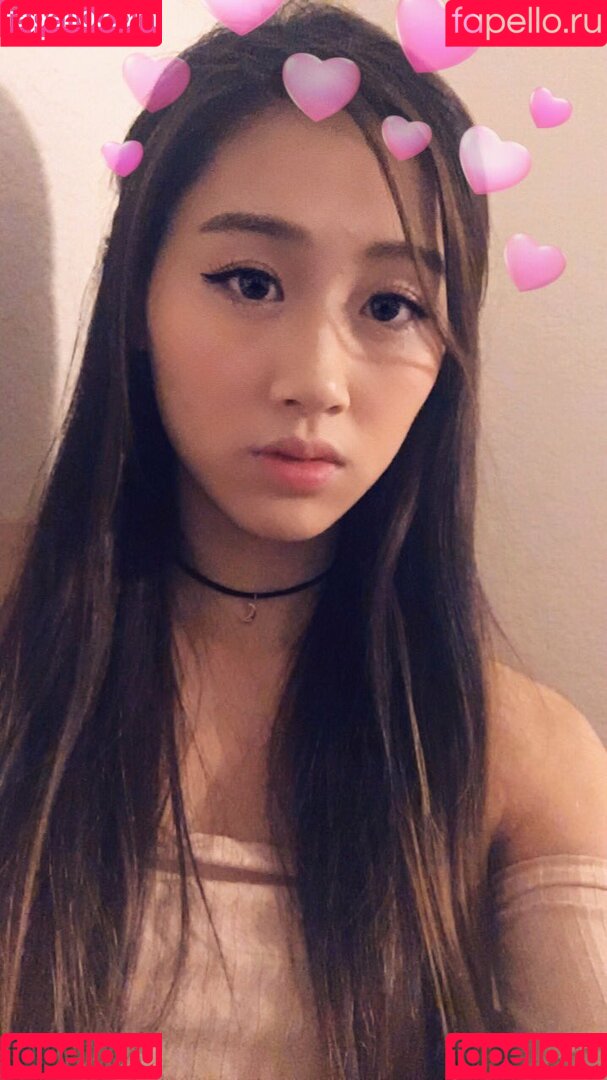 Yougelly Onlyfans Photo Gallery 