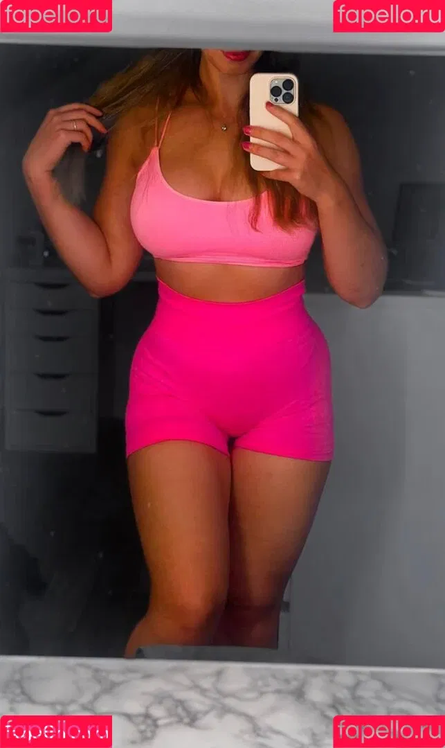Doreen Zing Onlyfans Photo Gallery 