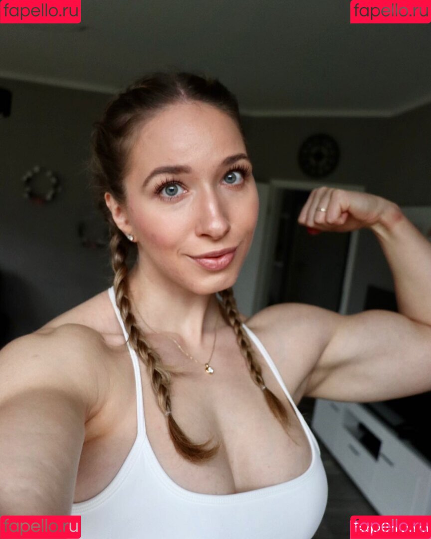 Doreen Zing Onlyfans Photo Gallery 