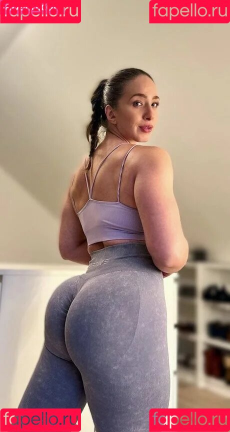 Doreen Zing Onlyfans Photo Gallery 