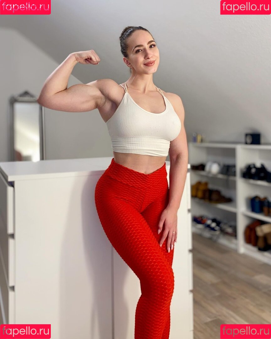 Doreen Zing Onlyfans Photo Gallery 