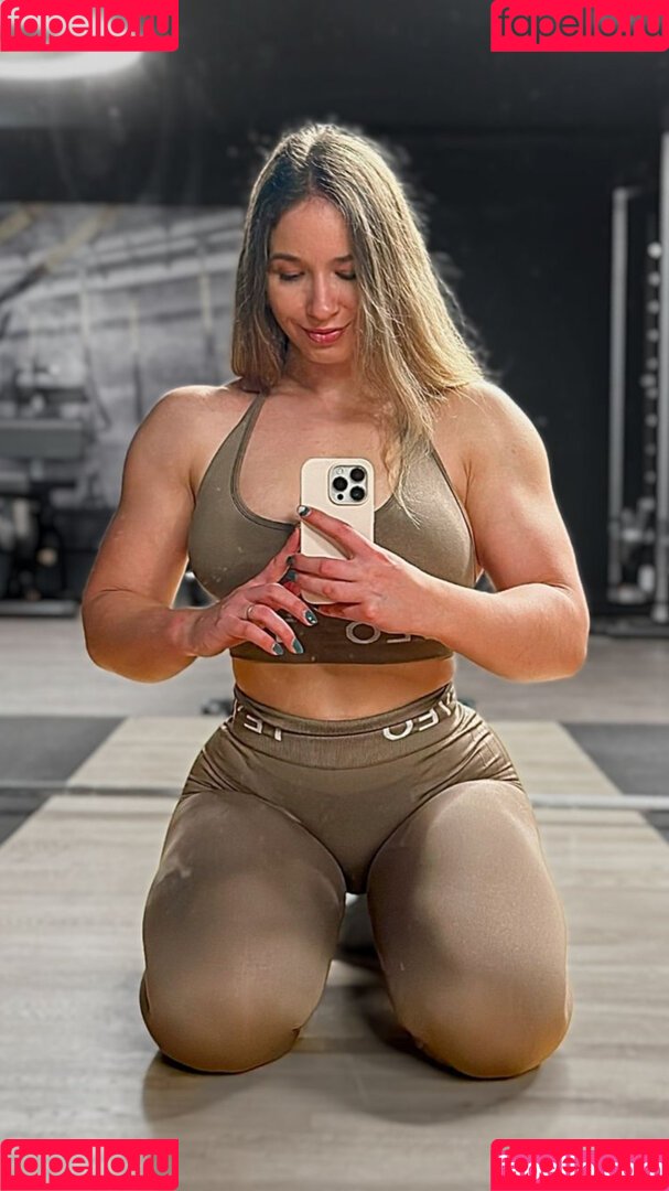 Doreen Zing Onlyfans Photo Gallery 