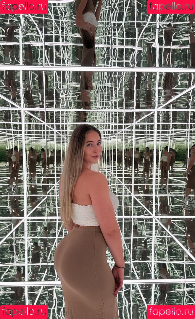 Doreen Zing Onlyfans Photo Gallery 