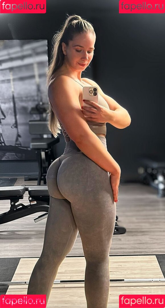 Doreen Zing Onlyfans Photo Gallery 