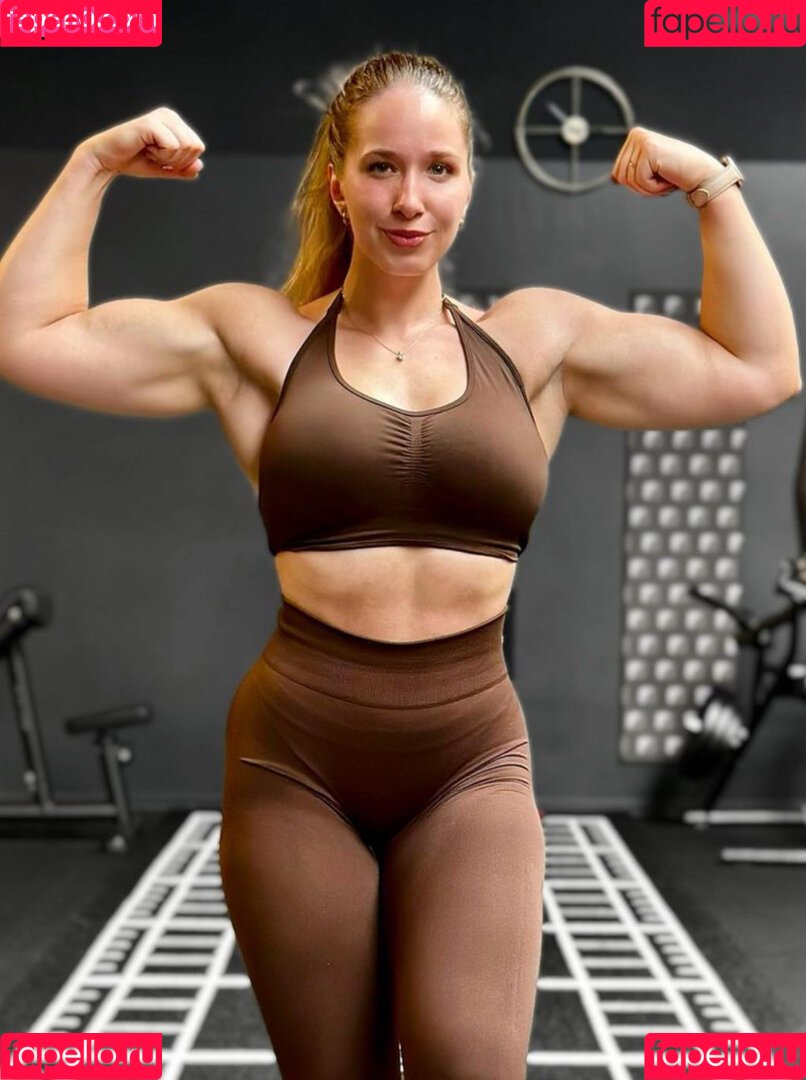 Doreen Zing Onlyfans Photo Gallery 