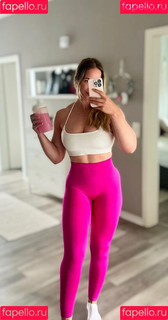 Doreen Zing Onlyfans Photo Gallery 