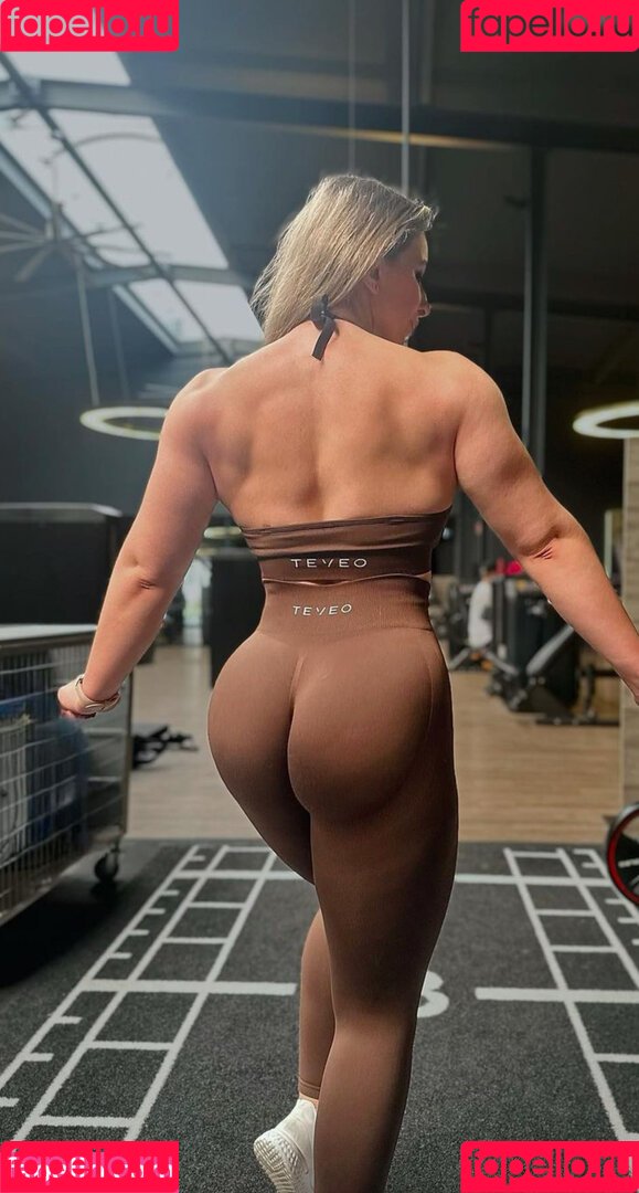 Doreen Zing Onlyfans Photo Gallery 