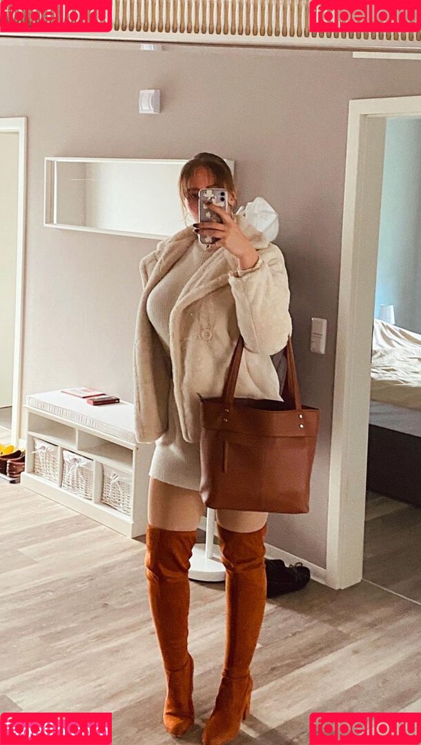 Doreen Zing Onlyfans Photo Gallery 