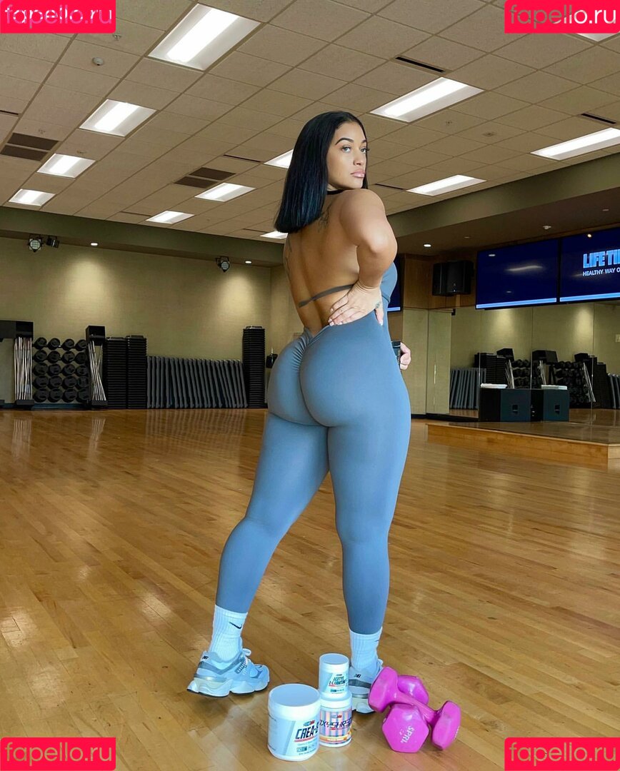 LovelyLesh Onlyfans Photo Gallery 