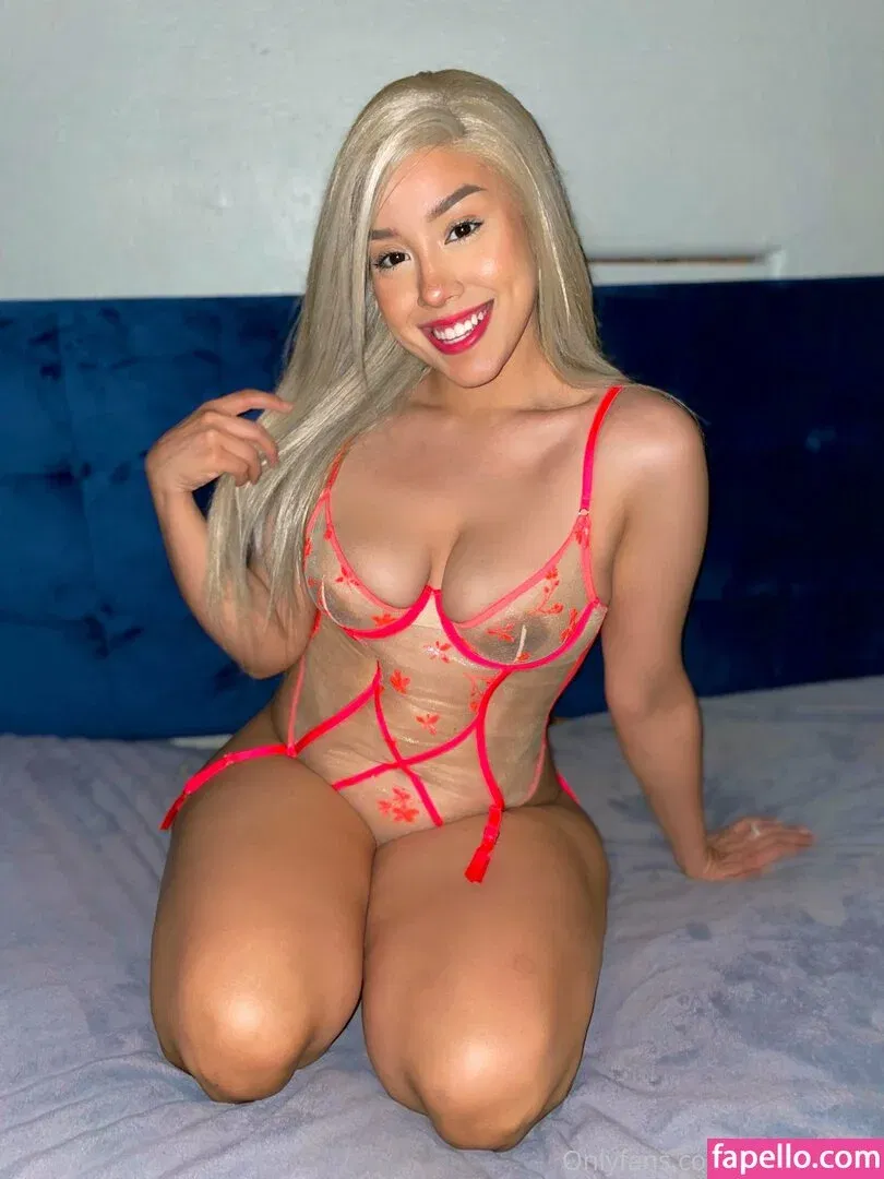 candiisugar Onlyfans Photo Gallery 