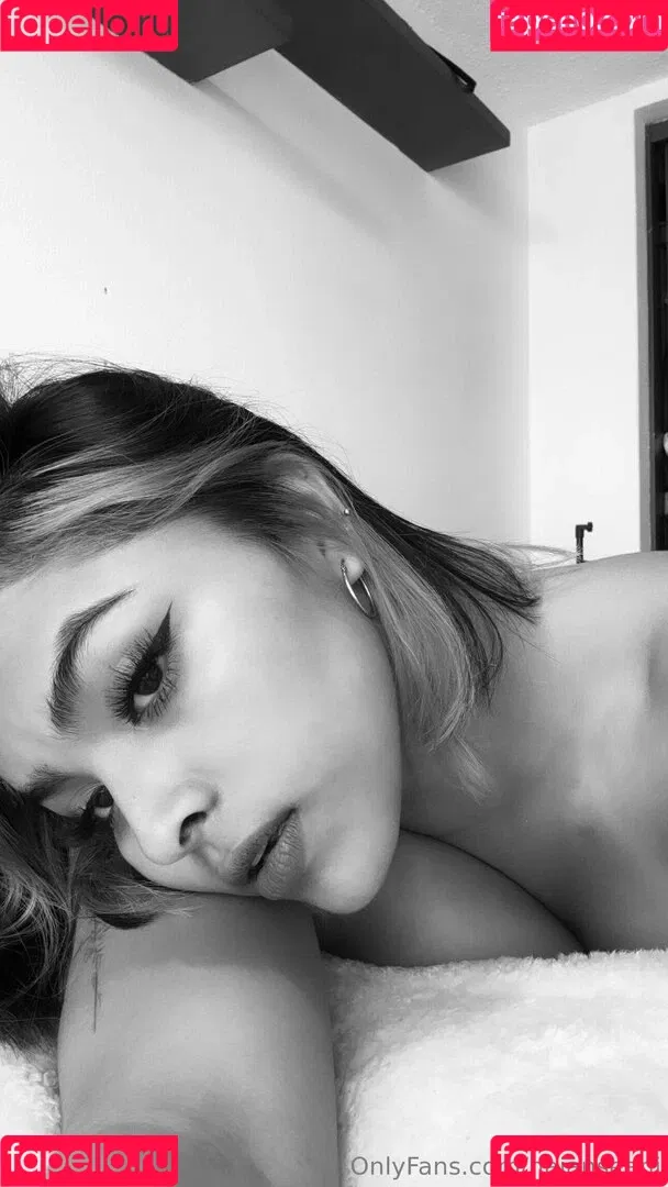 Naian Seani Onlyfans Photo Gallery 