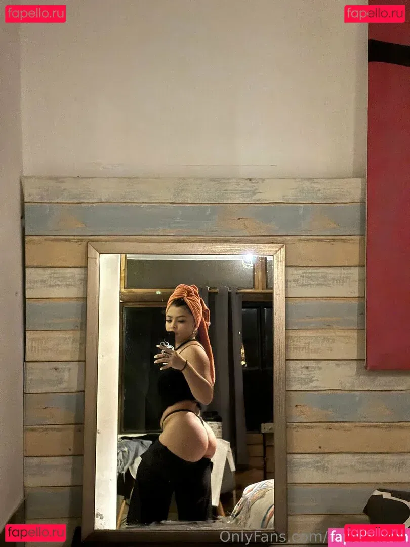 Naian Seani Onlyfans Photo Gallery 