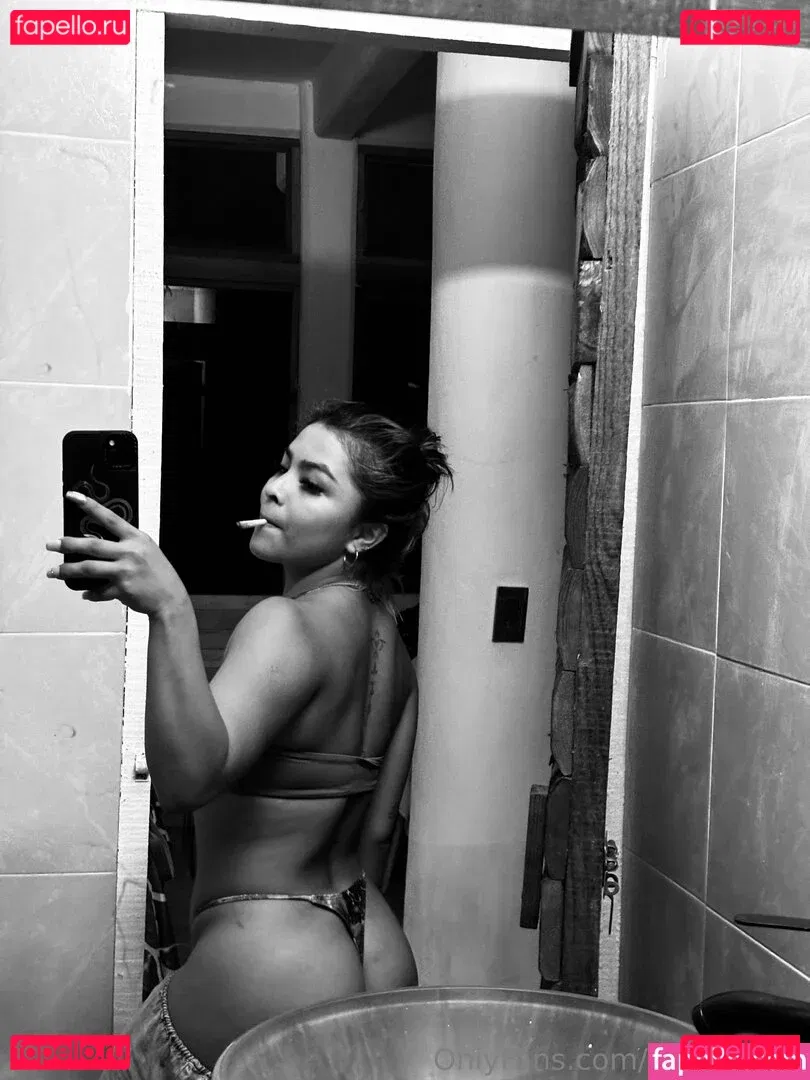 Naian Seani Onlyfans Photo Gallery 