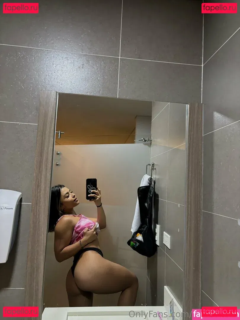 Naian Seani Onlyfans Photo Gallery 