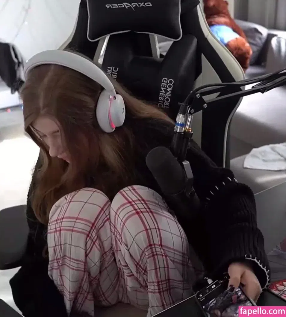 Gaechkatm Onlyfans Photo Gallery 