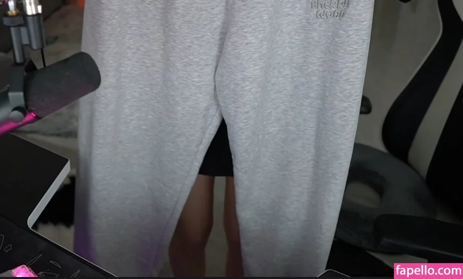 Gaechkatm Onlyfans Photo Gallery 