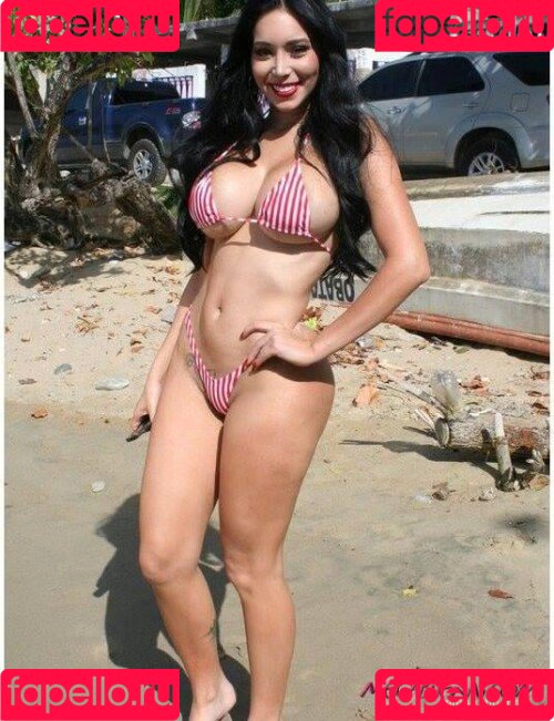 Carolina Petkoff Onlyfans Photo Gallery 