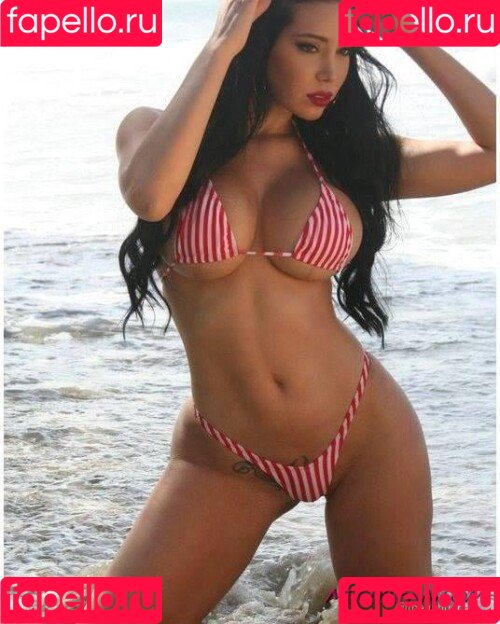 Carolina Petkoff Onlyfans Photo Gallery 