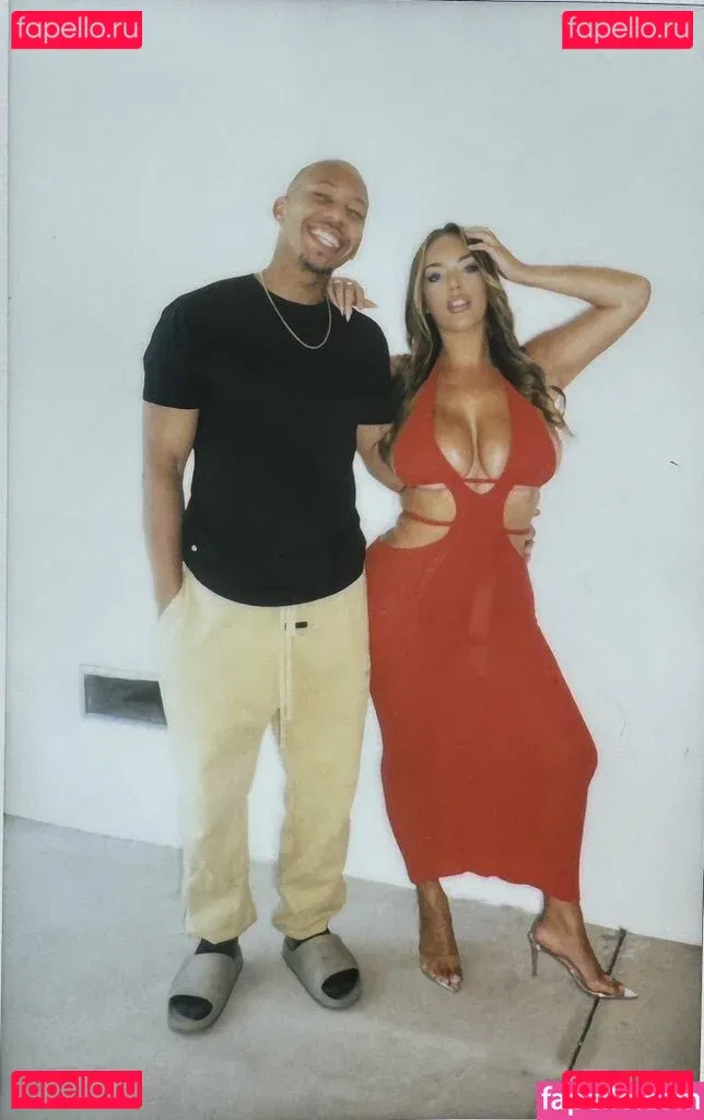 Alanna Pow Onlyfans Photo Gallery 