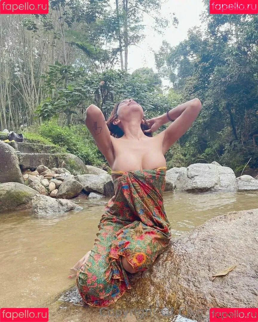 cikgumelati1 Onlyfans Photo Gallery 