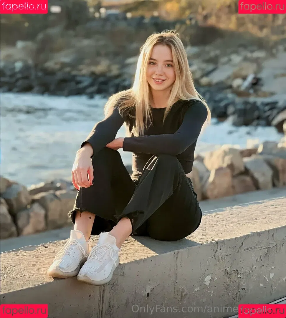 brattykyra Onlyfans Photo Gallery 