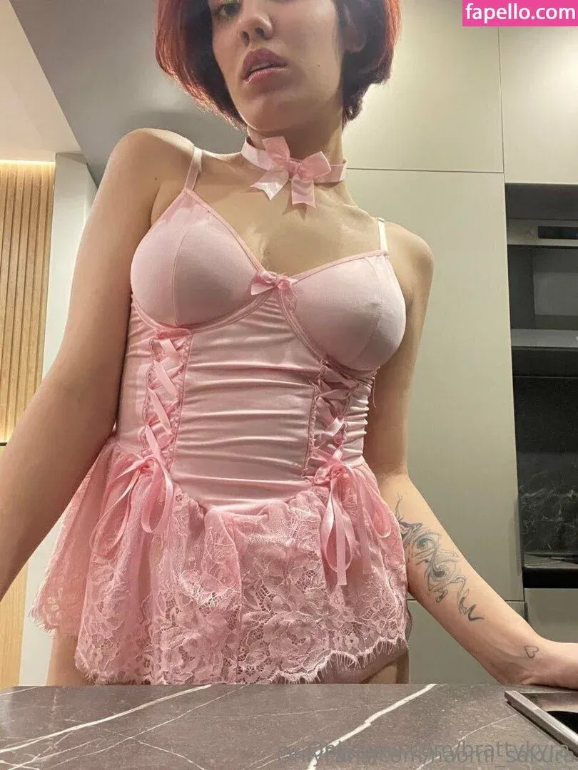 brattykyra Onlyfans Photo Gallery 