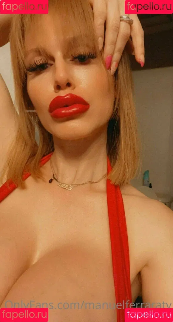manuelferraratv Onlyfans Photo Gallery 