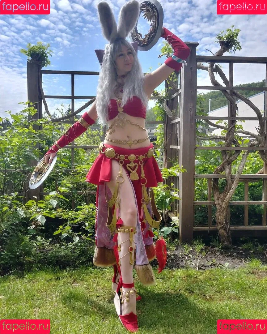 CrystAAHHL Onlyfans Photo Gallery 