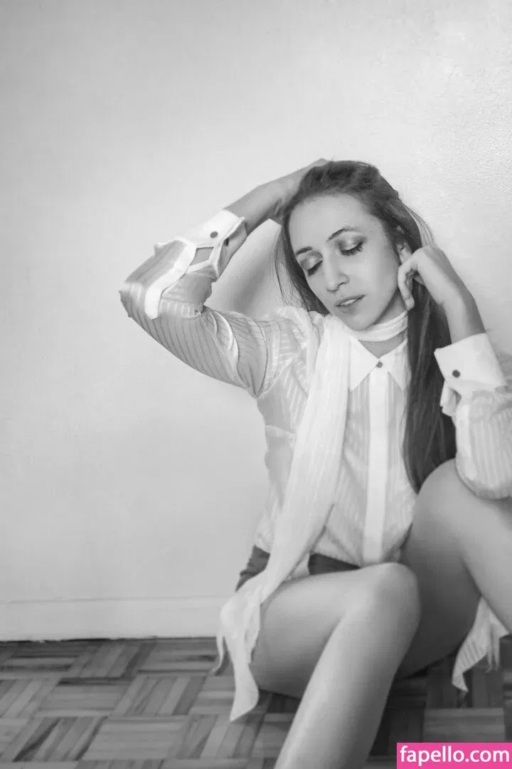 CrystAAHHL Onlyfans Photo Gallery 