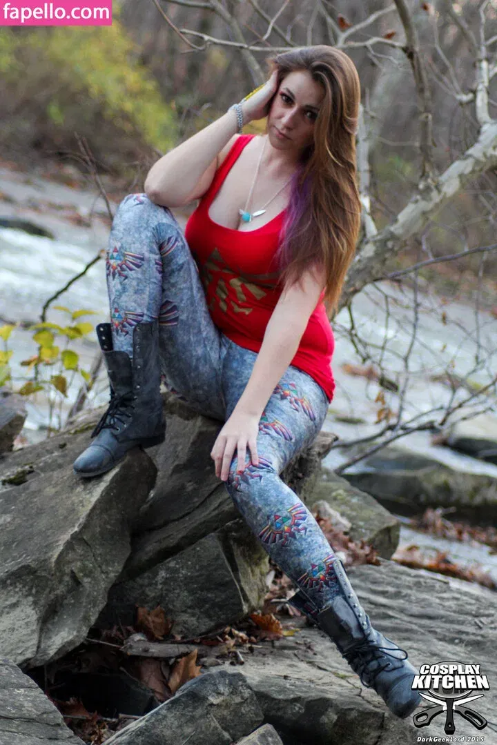 CrystAAHHL Onlyfans Photo Gallery 