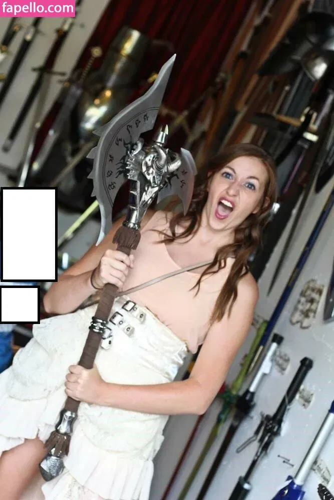 CrystAAHHL Onlyfans Photo Gallery 