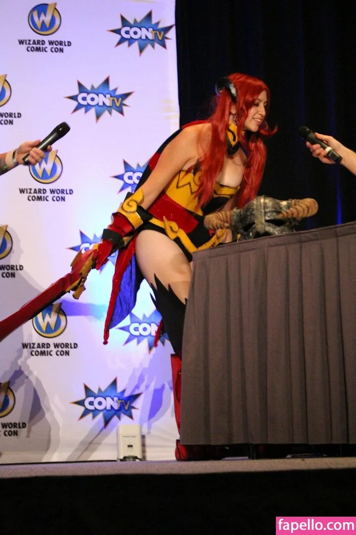 CrystAAHHL Onlyfans Photo Gallery 