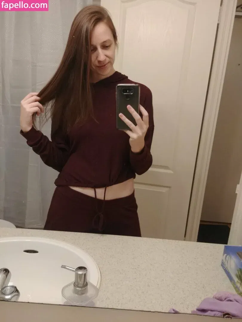 CrystAAHHL Onlyfans Photo Gallery 