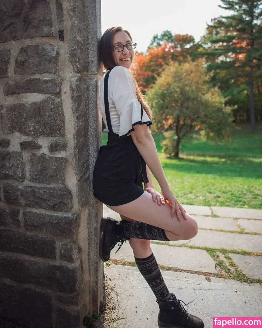 CrystAAHHL Onlyfans Photo Gallery 