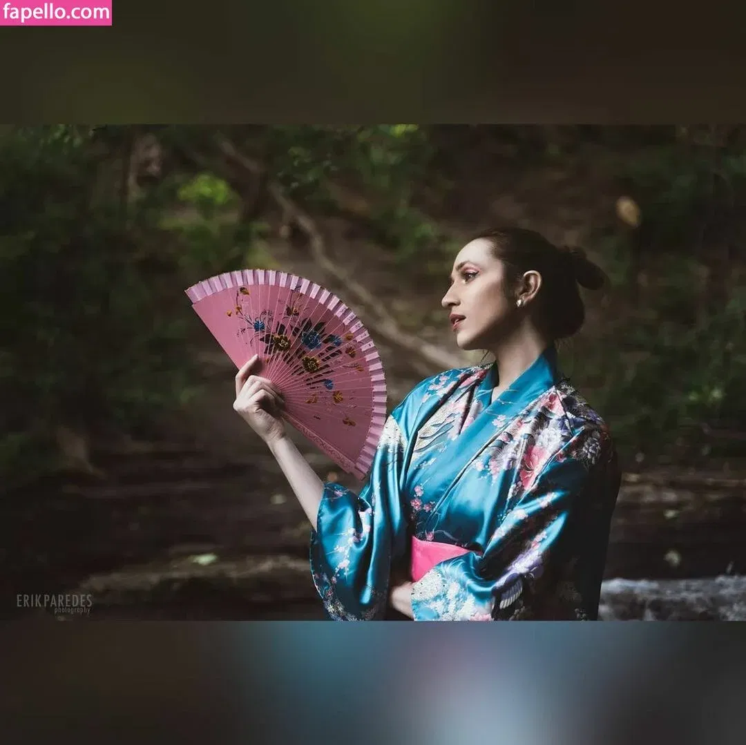 CrystAAHHL Onlyfans Photo Gallery 