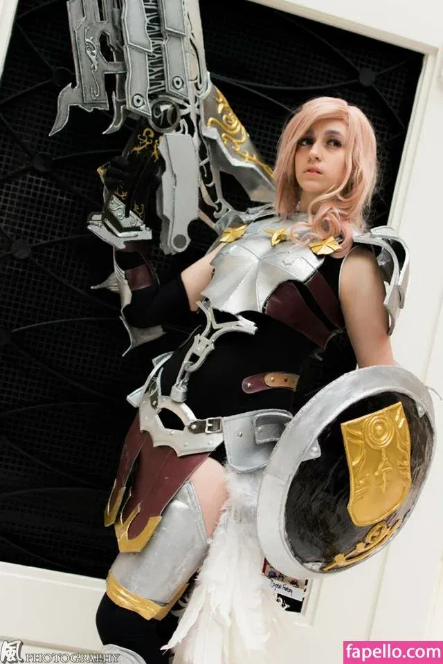 CrystAAHHL Onlyfans Photo Gallery 