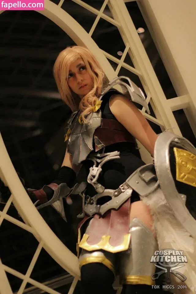 CrystAAHHL Onlyfans Photo Gallery 